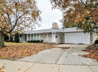 1007 E 153rd Pl, South Holland, IL
