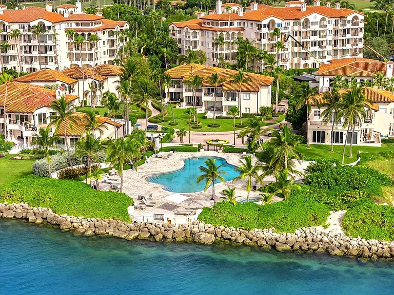 15713 Fisher Island Dr #15713 — Photo 49