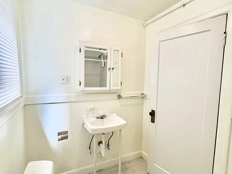 928 Pacific Ave #5 — Photo 13