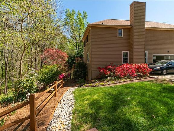 5th image of 1553 Glencrest Trl