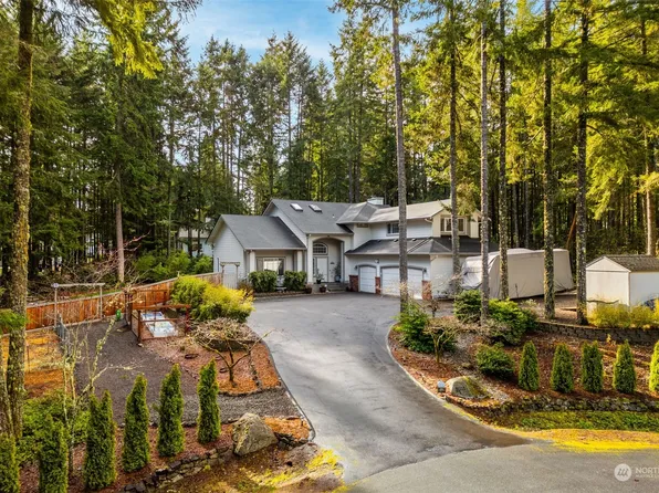 7033 Addie Place NW, Bremerton, WA 98312