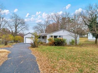 226 Old Ballwin Rd, Ballwin, MO 63021