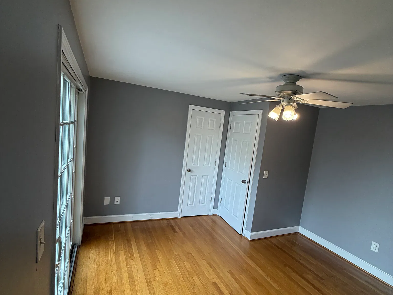 2 bed, 850 sqft, $2,200 — Photo 4