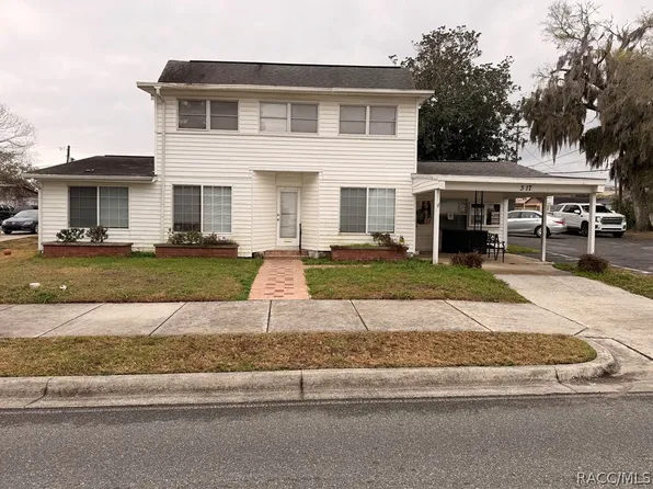 317 Tompkins St, Inverness, FL 34450
