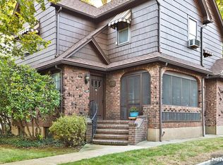 1328 Taft Rd, Teaneck, NJ 07666