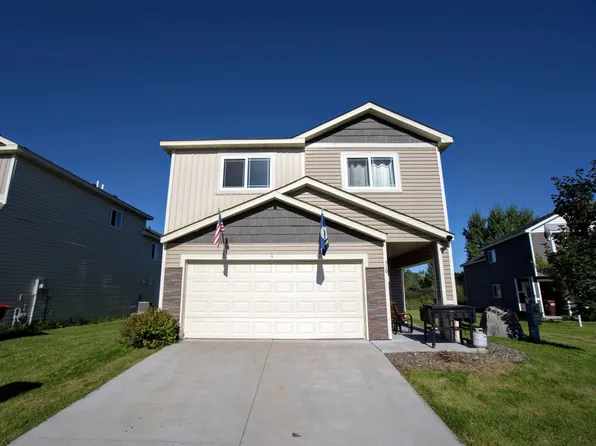 310 Pinto Cir, Braham, MN 55006