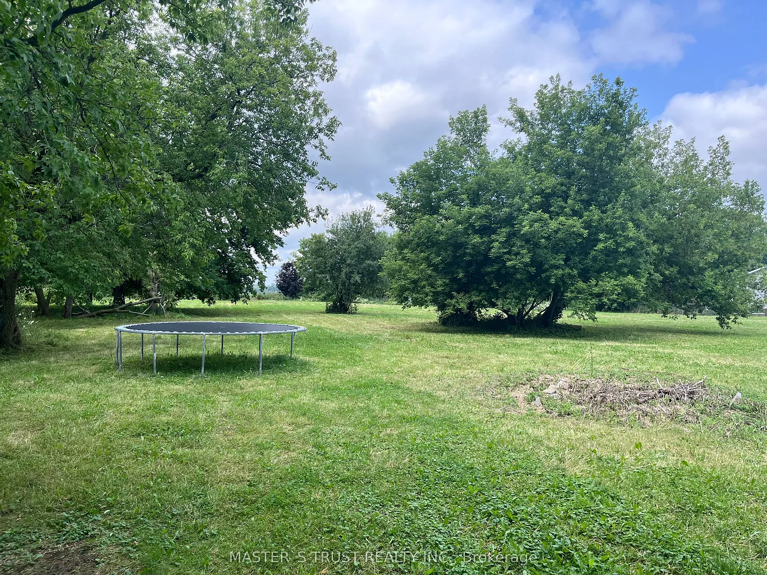 5 bed, $3,200 — Photo 3