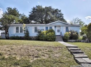 505 Cypress Dr, Canyon Lake, TX 78133