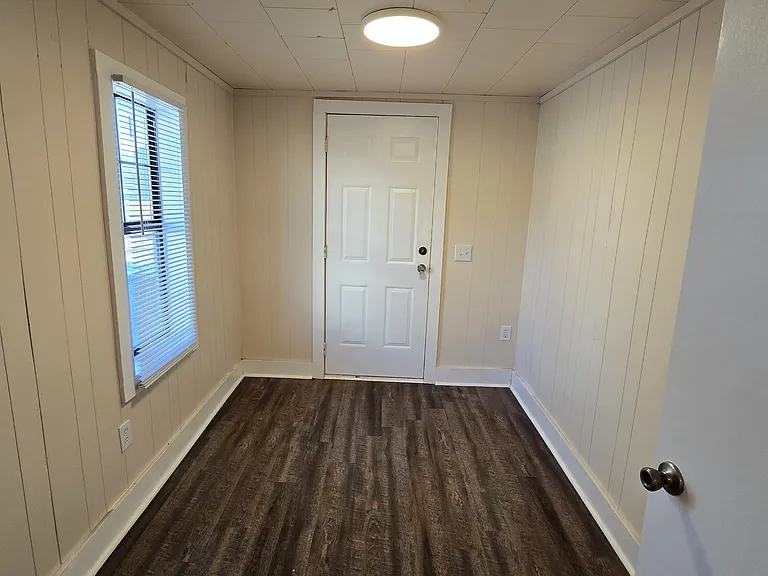 200 Mill Ave — Photo 5