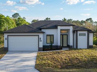 702 E 13th St, Lehigh Acres, FL 33972