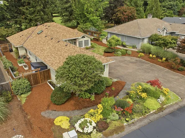 1833 NW Doral St, McMinnville, OR 97128
