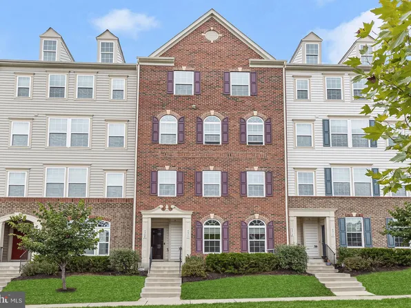 5310 N Center Dr, Greenbelt, MD 20770