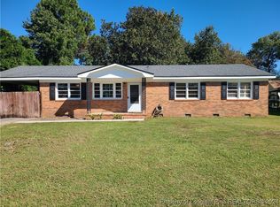 1505 Grandview Dr, Fayetteville, NC 28314