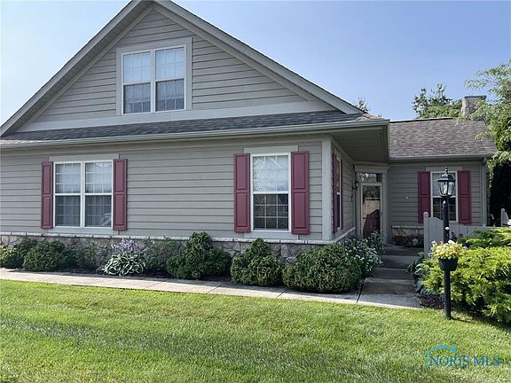 2nd image of 9853 Connor Lake Cir