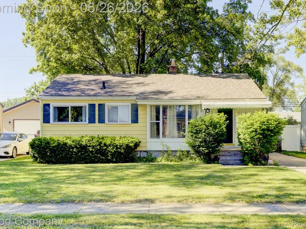 32032 Parkwood St, Westland, MI 48186