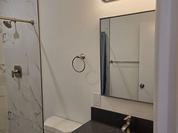 3rd image of 4529-4535 Esther St