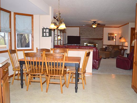4th image of 6719 Stone Creek Ct