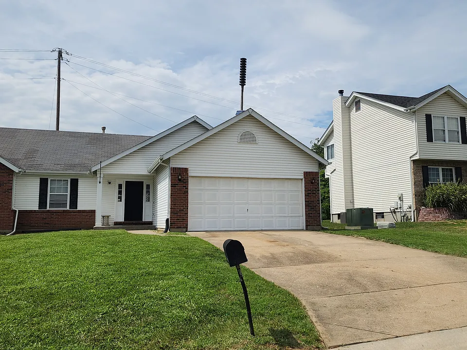 107 Birkdale Ct