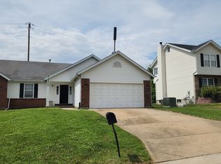 107 Birkdale Ct, Saint Charles, MO 63303