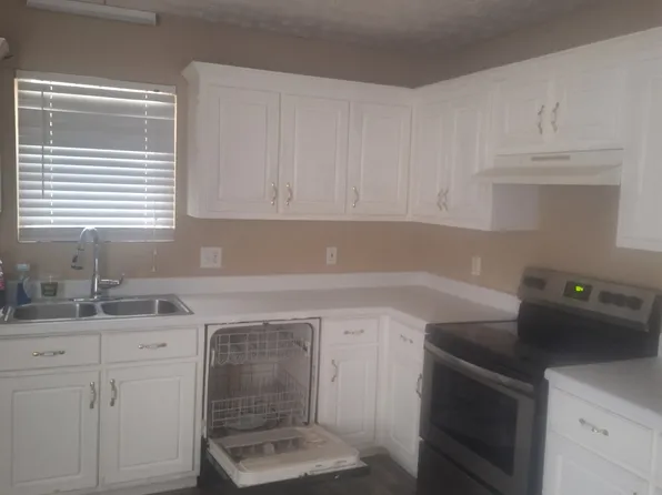 1190 Fairview Dr, Monroe, GA 30656