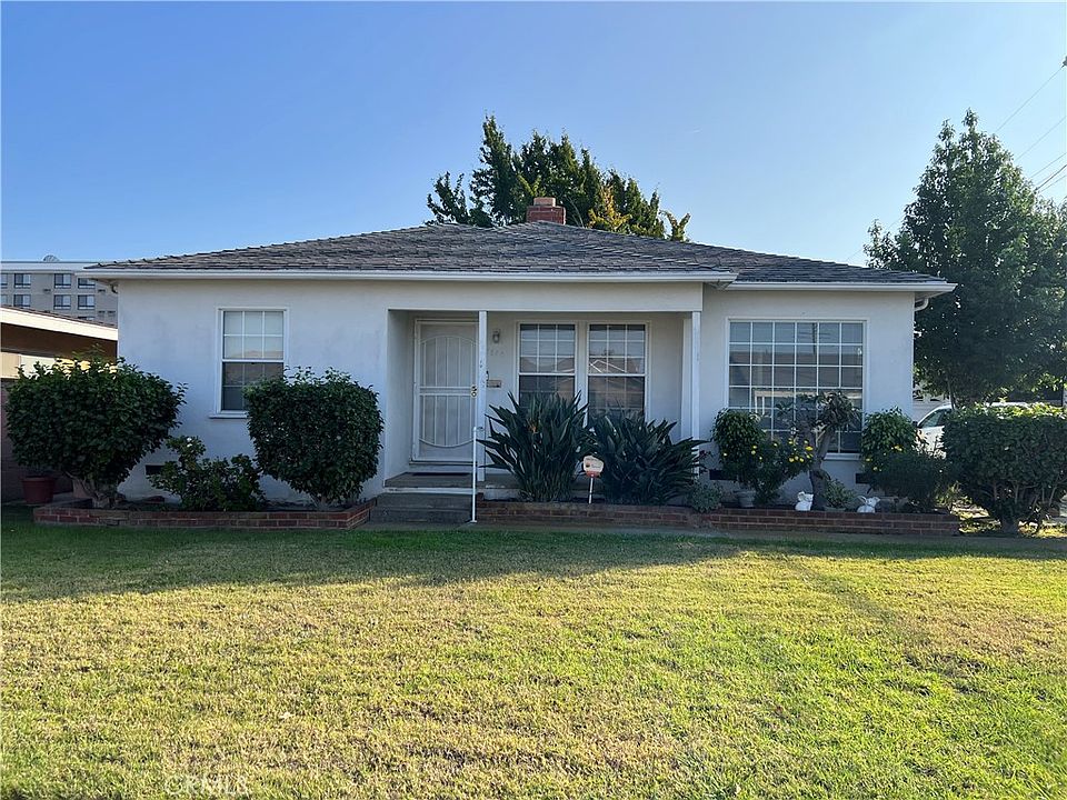 1st image of 1650 W 154th Pl