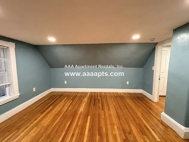 2 bed, 1.0 bath, $2,300 — Photo 2