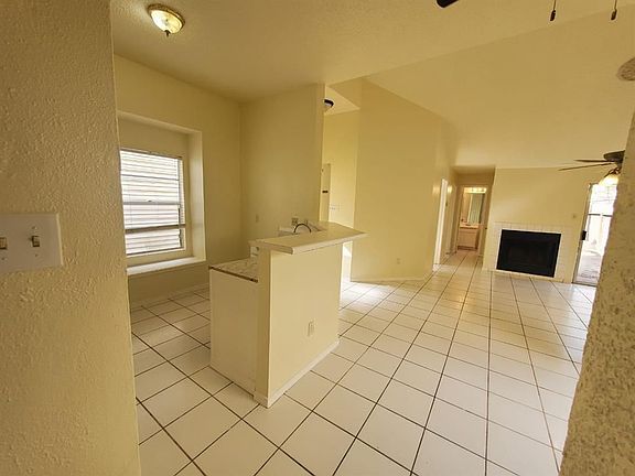 3rd image of 11519 Springshire Dr