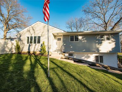 125 St. Johnland Road, Smithtown, NY, 11787