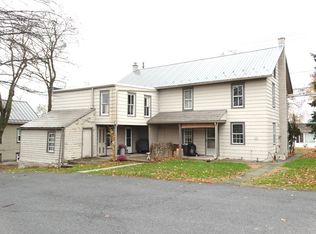 6 Church St, Lititz, PA 17543