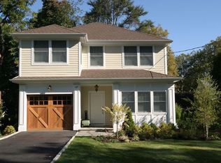 47 Carman Rd, Scarsdale, NY 10583