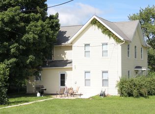 3161 130th St, Riverside, IA 52327