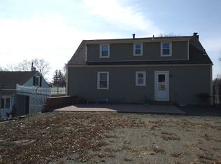 9 Park Pl, Middletown, NY 10940