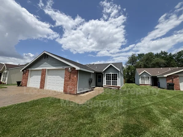 1406 E 21st Ter #1, Lawrence, KS 66046