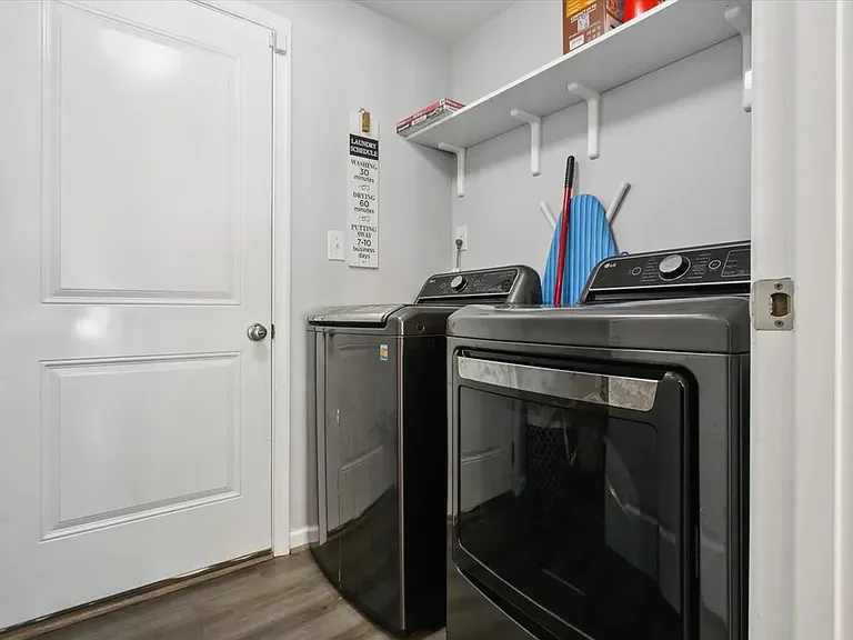622 Newman Dr — Photo 12