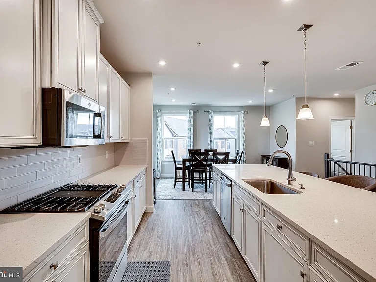 2753 Velocity Rd #32B — Photo 7