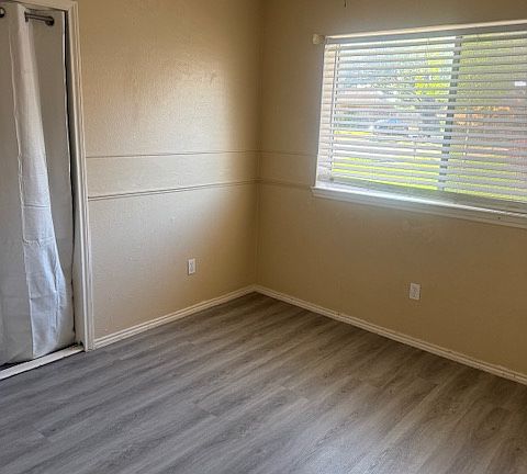 5th image of 5734 Westchase Dr