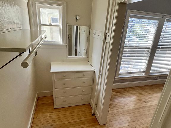 5th image of 428 E 19th St APT 4