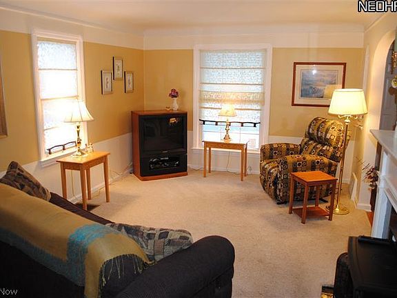 2nd image of 6120 Parkridge Ave