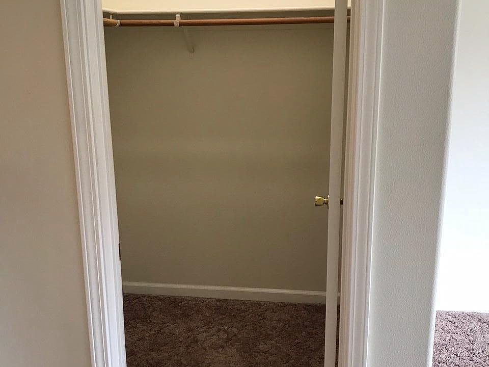 1st image of 1511 Diablo Dr #B