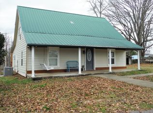 3318 Miller Ln, Santa Fe, TN 38482