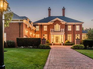 7376 Milton Ct, New Albany, OH 43054