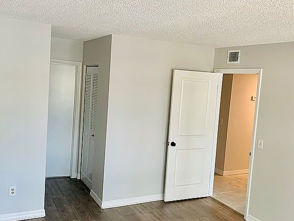 4th image of 4411 Shady Terrace Ln APT 311