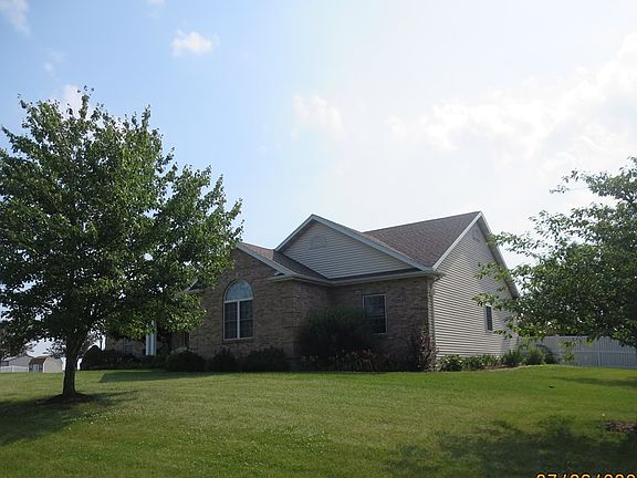 2nd image of 504 Suburban Dr