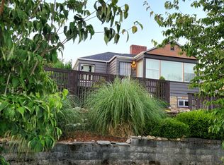 1304 N 82nd St, Seattle, WA 98103