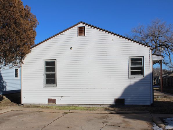 wichita-kansas-446684772 picture