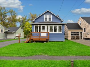 207 Garden City Dr, Syracuse, NY 13211