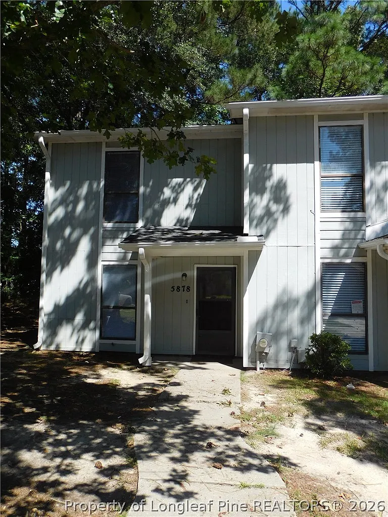 2 bed, 1.5 bath, 1024 sqft, $985 — Photo 1