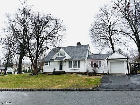 2nd image of 1314 Wood Valley Rd