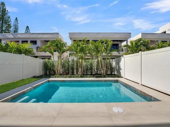 920 NE 17th Ave #B, Fort Lauderdale, FL 33304