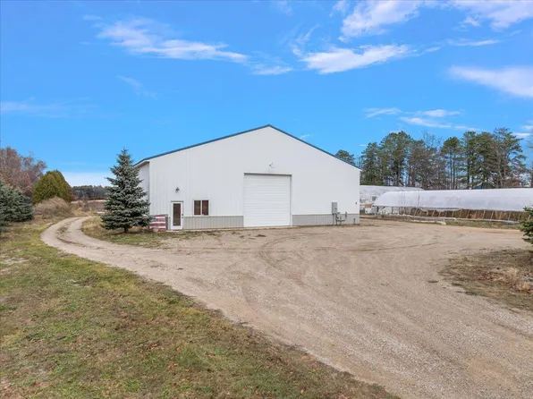 14625 Tyler St, West Olive, MI 49460